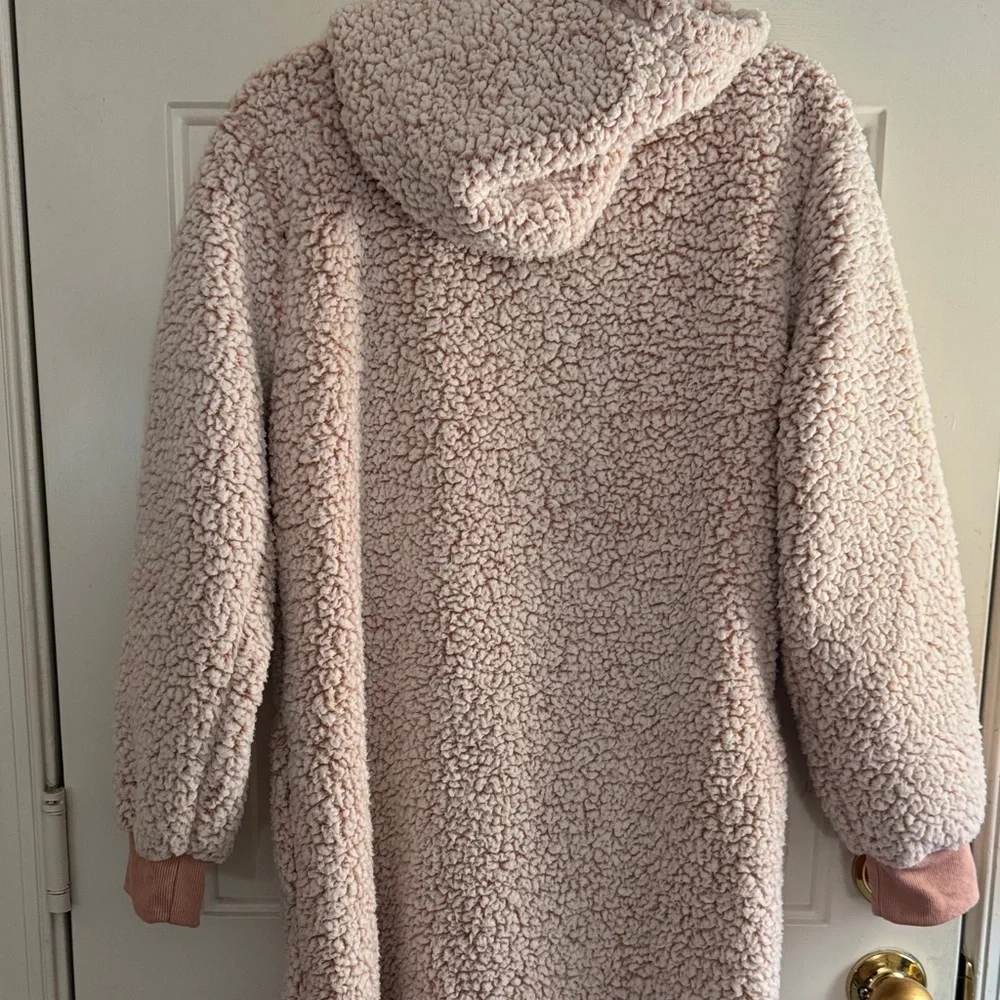 Cozy Pink Sherpa Hoodie - Picture 7 of 9